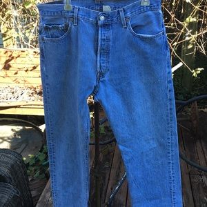 Vintage Levi’s 501 men’s button down jeans